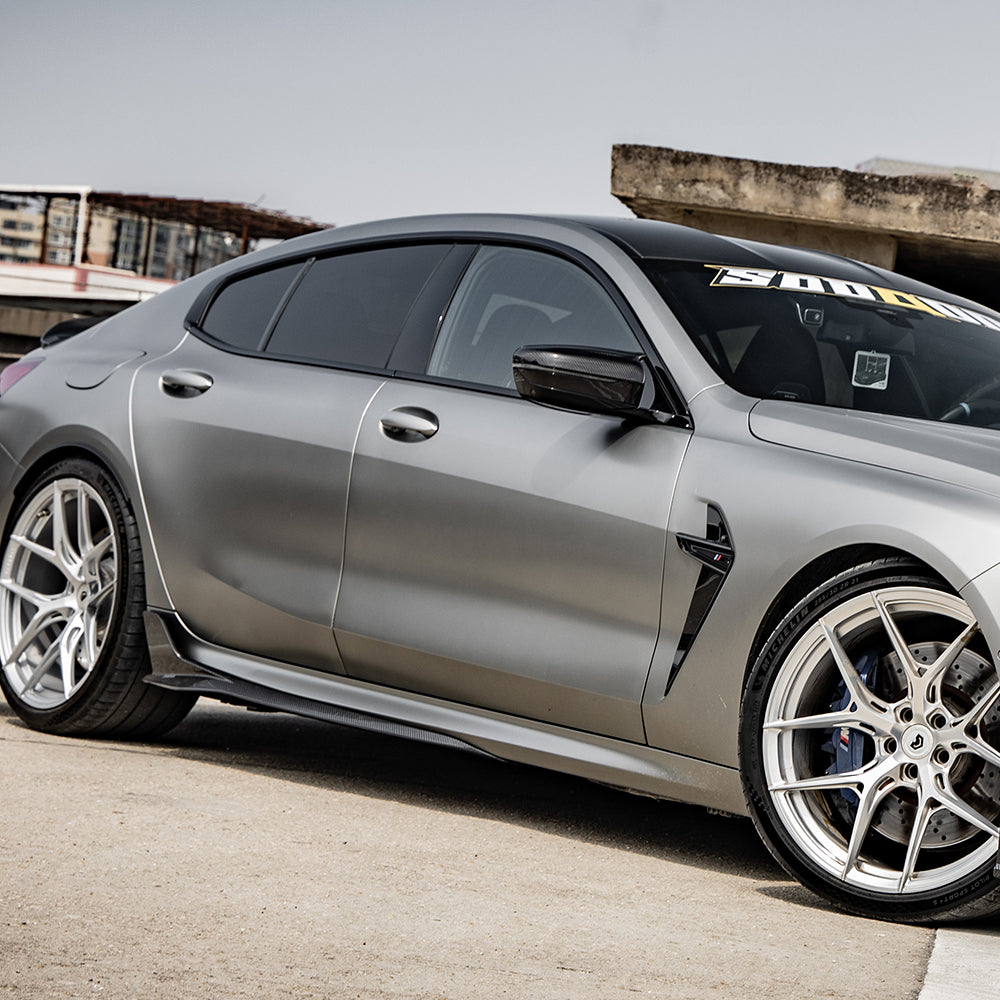 CARBON FIBER SIDE SKIRT FOR BMW M8 GRAN COUPE F93