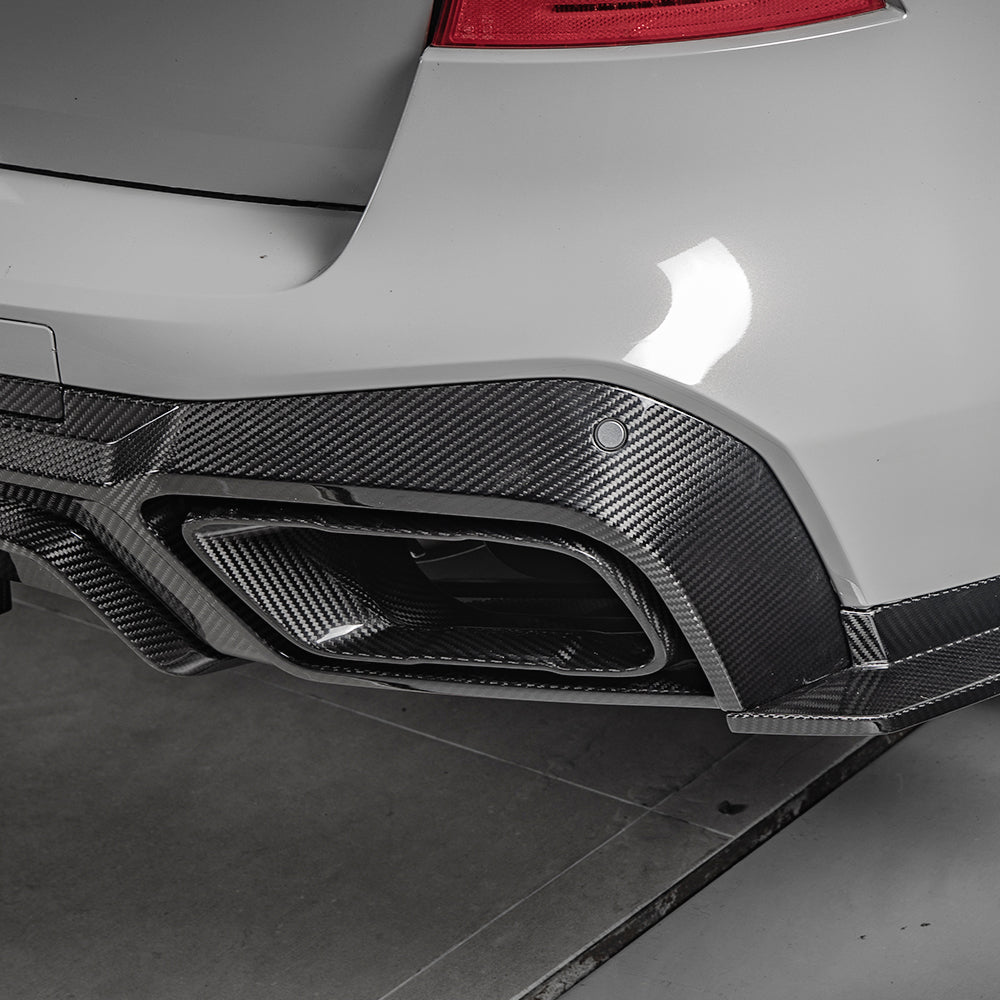bmw-x5-g05-dry-carbon-exhaust-tips