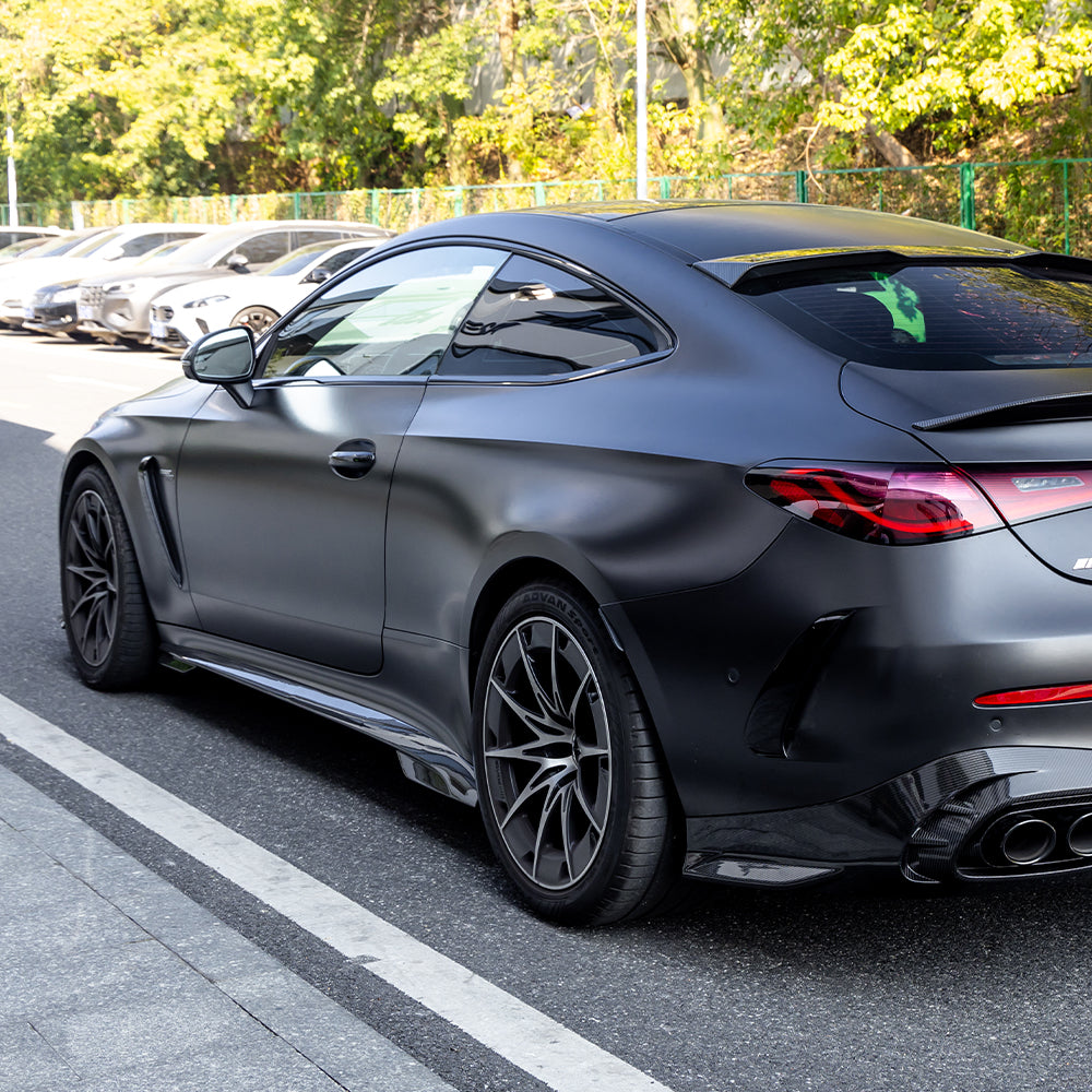 SOOQOO MERCEDES-AMG CLE 53 C236 Side Skirt In Prepreg Carbon Fiber