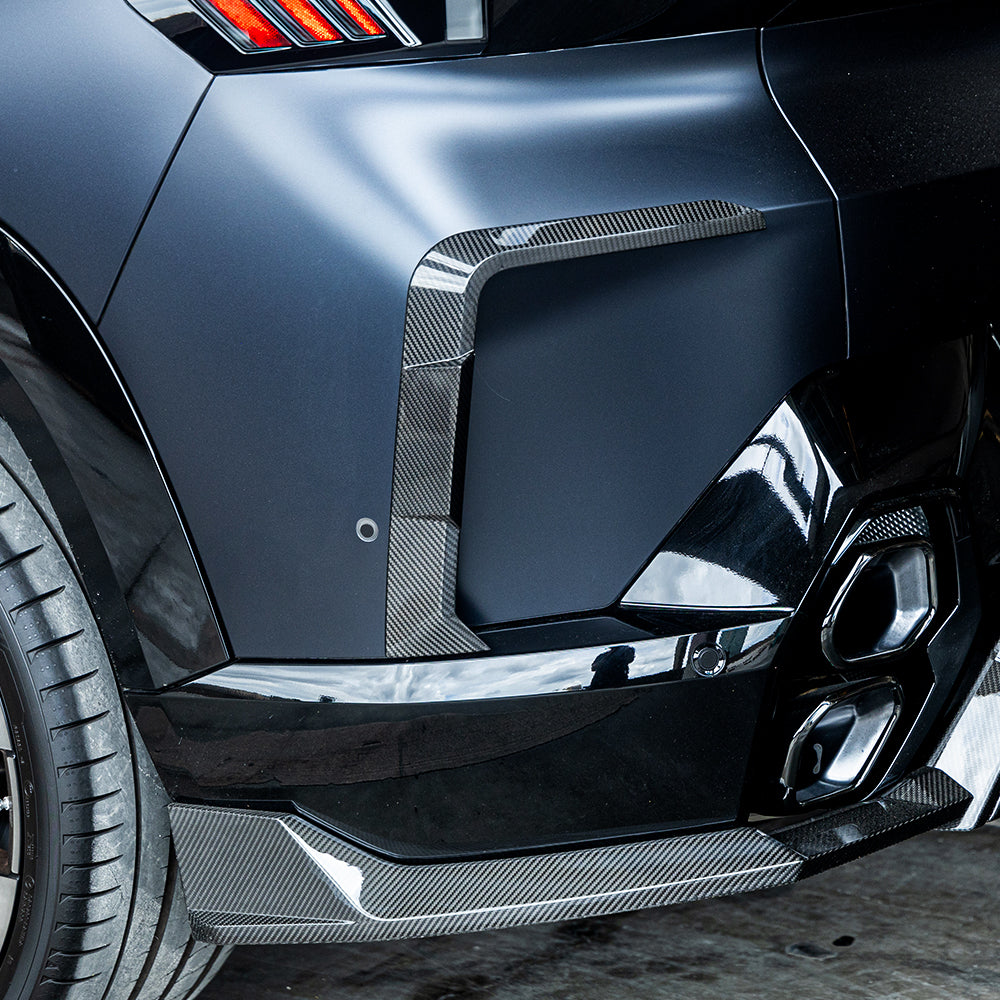 SOOQOO BMW XM G09 Rear Bumper Insert In Prepreg Carbon Fiber