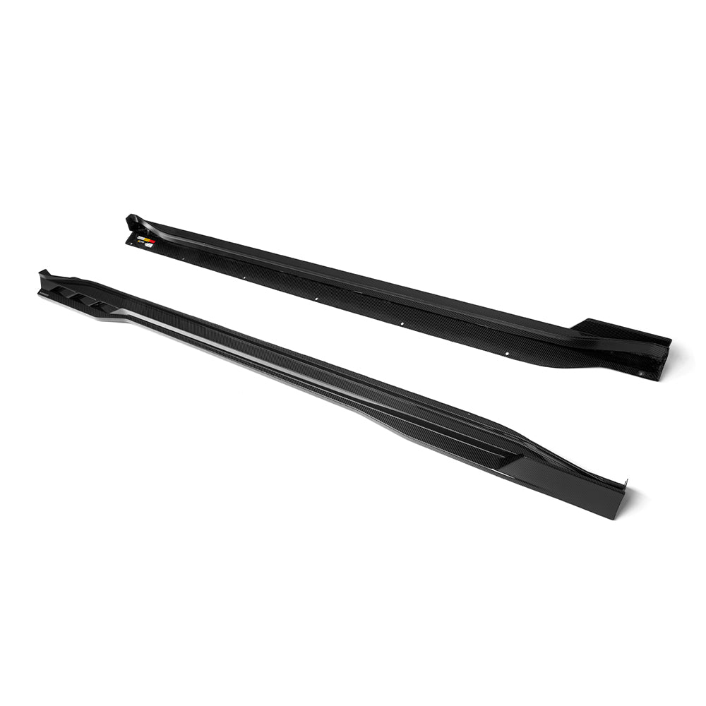 SOOQOO BMW XM G09 Side Skirt In Prepreg Carbon Fiber