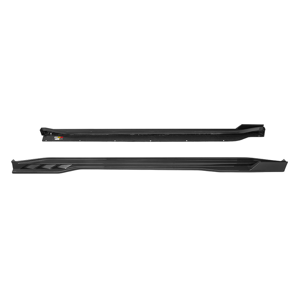 SOOQOO BMW XM G09 Side Skirt In Prepreg Carbon Fiber